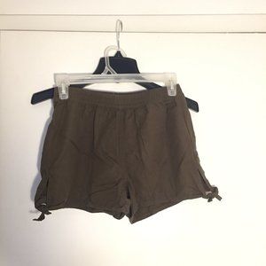 Women Madewell green shorts